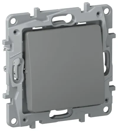 Выключатель кнопочный IEK ETIKA 6715141, 1-клавишный, 6 А, 250 В, IP20
