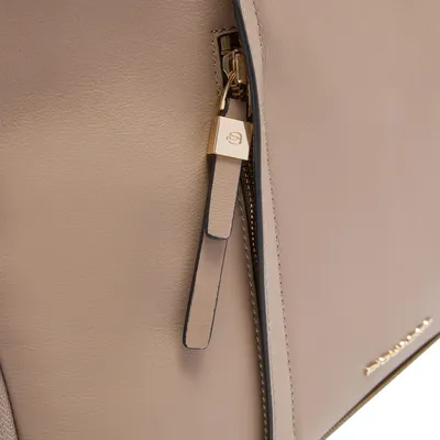 Деловая сумка Piquadro Circle CA6698W92/TOBLU, 14", натур. кожа, бежевый/голубой