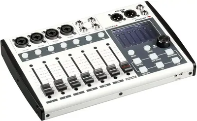 Микшерный пульт PROEL [DIGIPAD8] 8-ми канальный, цифровой, ЦАП/АЦП 24 бит/48 кГц, USB/Bluetooth аудио интерфейс, LCD дисплей, 7 мотор. фейдеров 60 мм, 4x Combo XLR/TRS мик./лин./Hi-Z входа, 4-х полосный PEQ с обрез/ ФНЧ, 2x USB-C