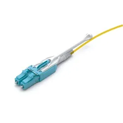 Патч-корд Lanmaster LC/UPC-LC/UPC-OM4-DX-LSZH-3.0-15M LAN-2LC-2LC/OM4-15 2x50/125 OM4 LC дуплекс-LC дуплекс 15м LSZH малиновый