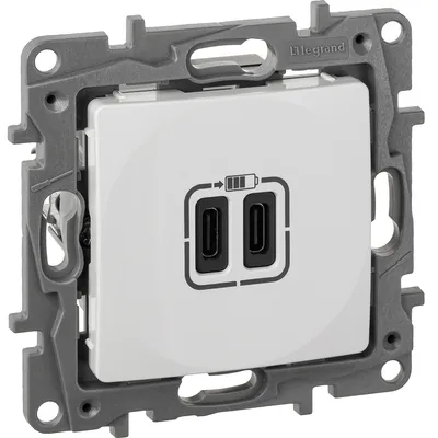 Розетка USB IEK ETIKA 672235, USB-C + USB-C, 15 Вт, 5 В, белая