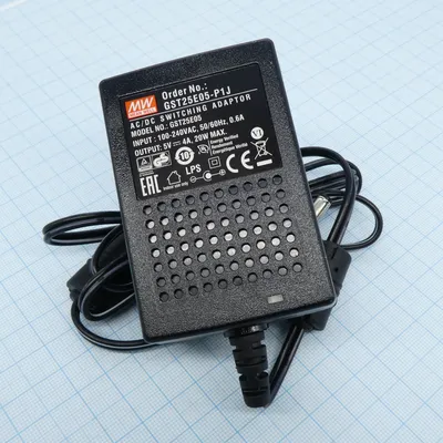 Блок питания Mean Well GST25E05-P1J, 20Вт, 5В/4A, 3000В AC
