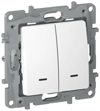 Выключатель IEK ETIKA 6722041, 2-клавишный, с подсветкой, 10 А, схема 5L, белый