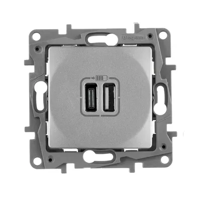 Розетка IEK ETIKA USB A+C, 15 Вт, скрытый монтаж, алюминий