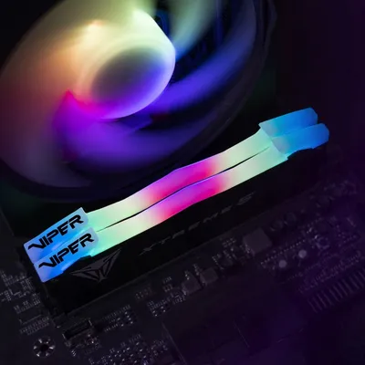 Модуль памяти Patriot PVXR532G64C32K, 32ГБ DDR5-6400 RGB