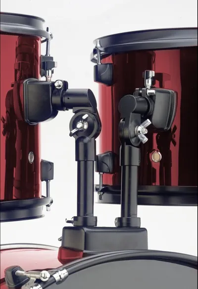 Барабанная установка STAGG [TIM122B WR] акустическая, в комплекте 5 барабанов, бочка 22"x16", томы 13"x10", 12"x9", напольный том 16"x16", малый барабан 14"x5,5", тарелка крэш 16, пара хэй-хэтов 14, педаль, стойки, держатели, стул, палочки, цвет красны