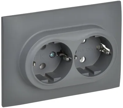Розетка IEK SKANDY SK-R21-16-K03-F, 2-местная с заземлением, 16 А, 220 В, IP20, серая