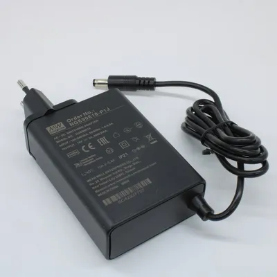 Адаптер сетевой Mean Well NGE90E18-P1J, 90Вт, 18В/5А, евровилка