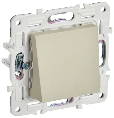 Вывод кабеля IEK SKANDY SK-O01B (SK-VK10-0-K10), бежевый, 74,7×74,7×34,4 мм