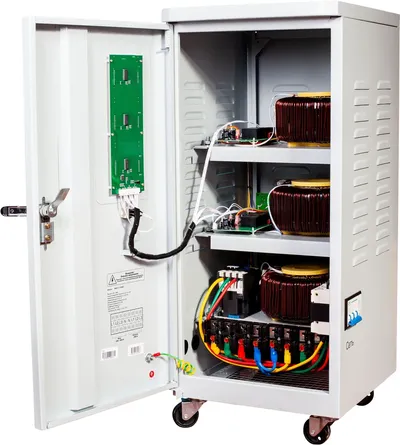 Стабилизатор напряжения Rucelf SRVII-3-15000, трёхфазный, 15 кВА, IP20