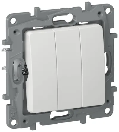 Выключатель IEK ETIKA 6710431, 3-клавишный, схема 05, 10 А, 250 В, молочный