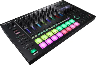 Грувбокс Roland MC-707, 8 дорожек, ZEN-Core, 128 голосов, 16 пэдов, 64-шаговый секвенсор