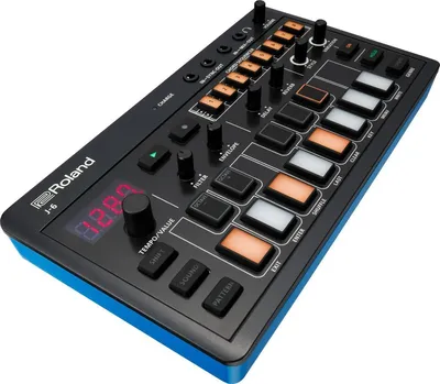 Синтезатор Roland AIRA Compact J-6, 64 тембра, 64 паттерна, USB Type-C