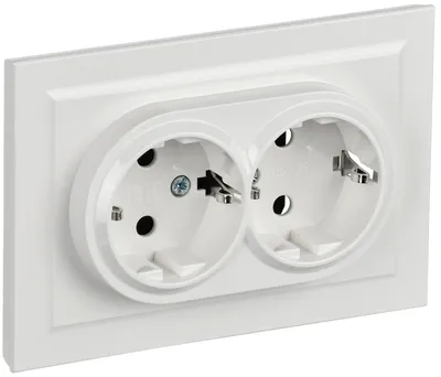 Розетка IEK BR-R24-16-K01-F BRITE, 2-местная, 16 А, с заземлением и шторками, белая