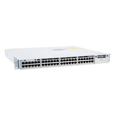 Коммутатор Cisco C9300-48P-E, 48×1GbE PoE+, 715 Вт, DNA Essentials