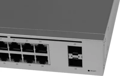 Коммутатор Ubiquiti USW-24-POE, 24×1GbE, 2×SFP, PoE+ 95 Вт