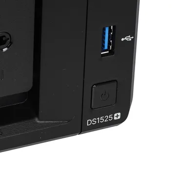 СХД Synology DS1525+, AMD V1500B, 8 ГБ DDR4, 5 отсеков SATA, 2×2.5GbE