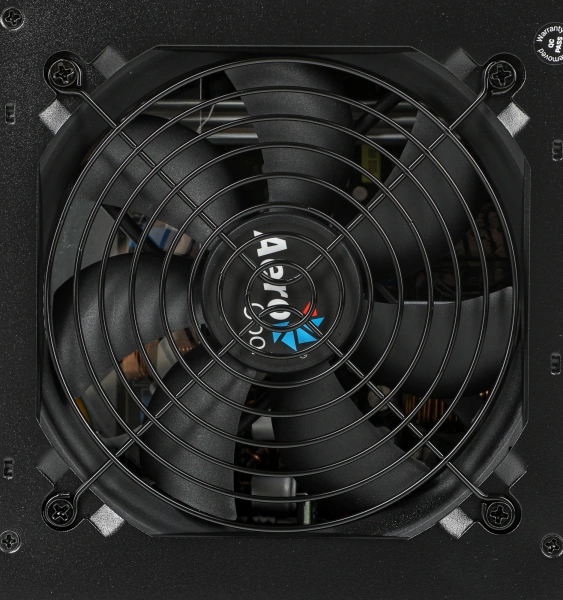 Блок питания Aerocool ATX 700W KCAS PLUS 700 80+ bronze (20+4pin) APFC 120mm fan 7xSATA RTL