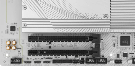 Материнская плата Gigabyte B650 AORUS ELITE AX ICE Socket AM5 AMD B650 4xDDR5 ATX AC`97 8ch(7.1) 2.5Gg RAID+HDMI+DP