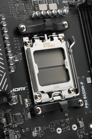 Материнская плата MSI PRO B650M-P Socket AM5 AMD B650 4xDDR5 mATX AC`97 8ch(7.1) 2.5Gg RAID+VGA+HDMI+DP
