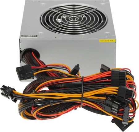 Блок питания Chieftec ATX 600W iArena GPA-600S (20+4pin) APFC 120mm fan 4xSATA