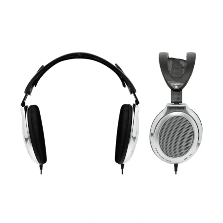 Koss UR40 (21299147801)