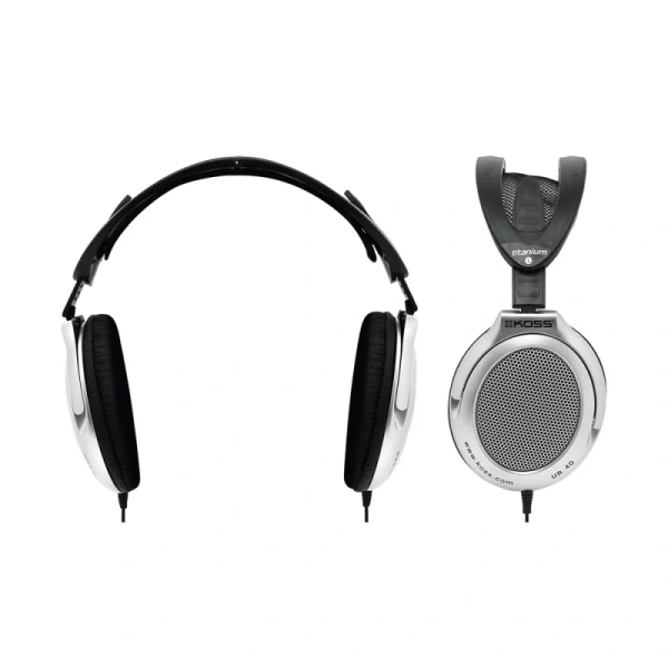 Koss UR40 (21299147801)