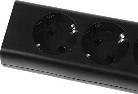 Сетевой фильтр Philips CHP2145BB/51 3м (4 розетки) черный (коробка)