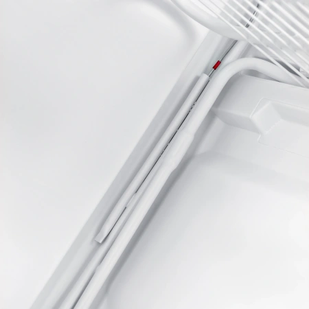 Морозильная камера SunWind SCU205 белый