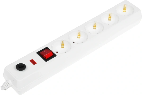 Сетевой фильтр IEK СФ-05К 1.5м (5 розеток) белый (коробка)