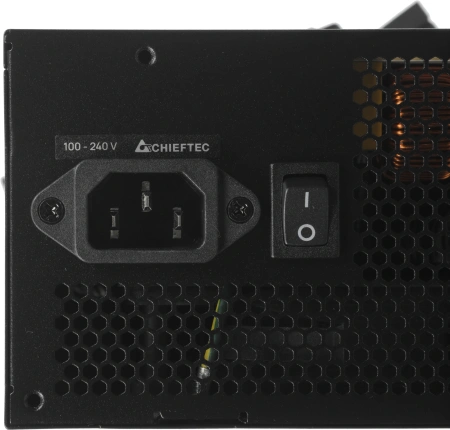 Блок питания Chieftec ATX 700W CORE BBS-700S-Bulk 80+ gold (20+4pin) APFC 120mm fan 6xSATA