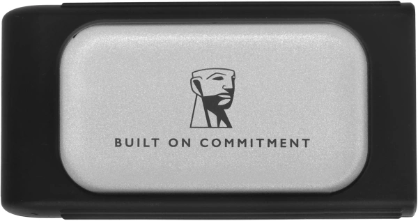 Накопитель SSD Kingston USB3.2 Gen2x2 1TB SXS2000/1000GA XS2000 серебристый