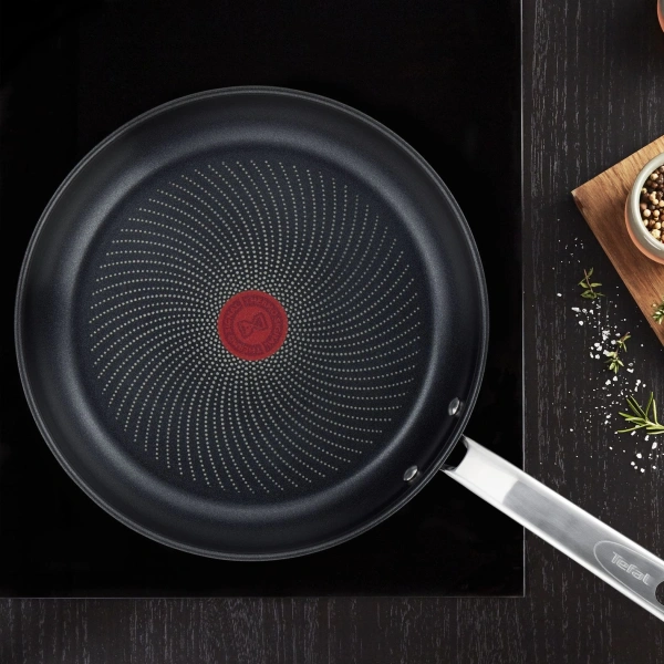 Сковорода Tefal Intuition B8170444 круглая 24см покрытие: Titanium ручка несъемная (без крышки) стальной (2100125769)